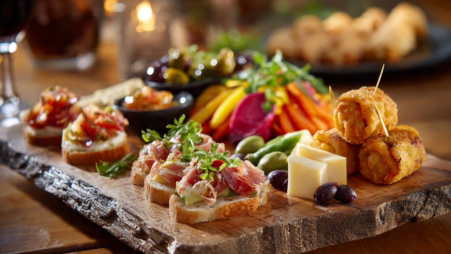 Quick bites, party foods, dips, and finger foods perfect for entertaining or satisfying cravings.